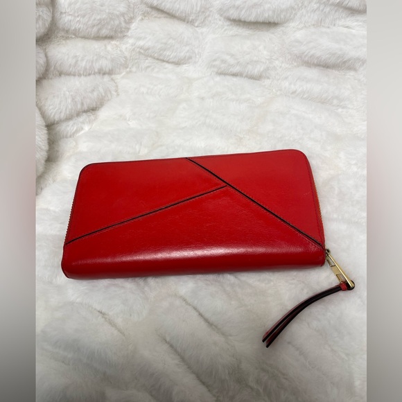 LOEWE RED LEATHER PUZZLE LONG ZIP WALLET - Picture 2 of 10